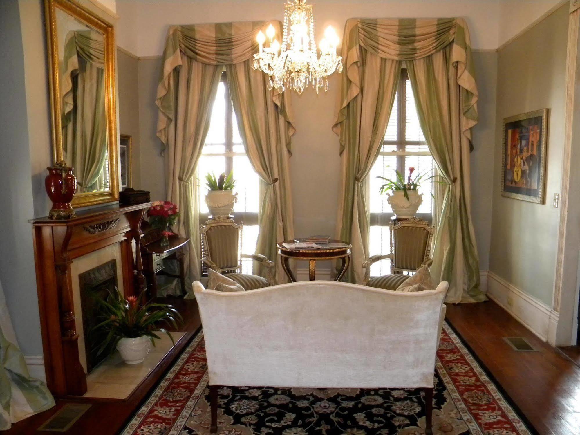 Bed and Breakfast Maison De Macarty Новий Орлеан Екстер'єр фото